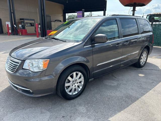 2016 Chrysler Town & Country