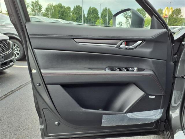 Photo of 2025 Gray Mazda CX-5