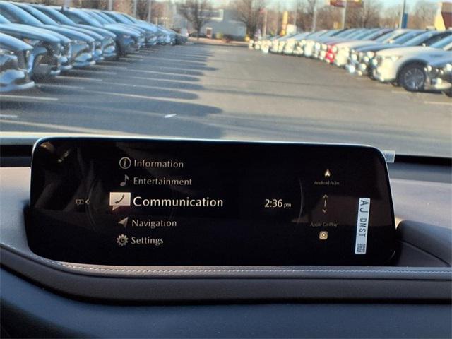 Photo of 2025 White Mazda CX-30