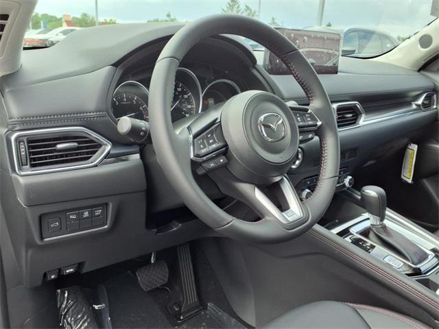 Photo of 2025 Gray Mazda CX-5