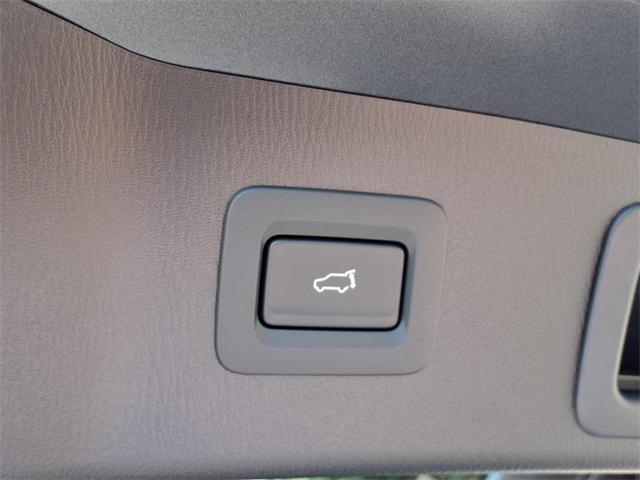 Photo of 2025 Gray Mazda CX-5