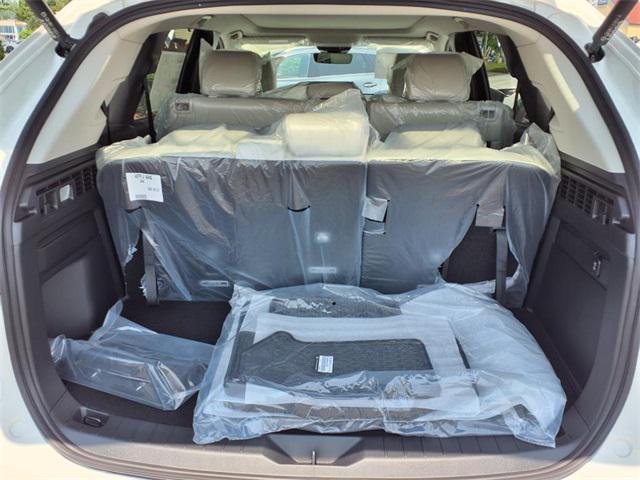 Photo of 2025 White Mazda CX-90