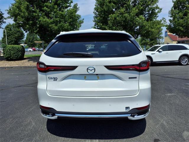 Photo of 2025 White Mazda CX-90