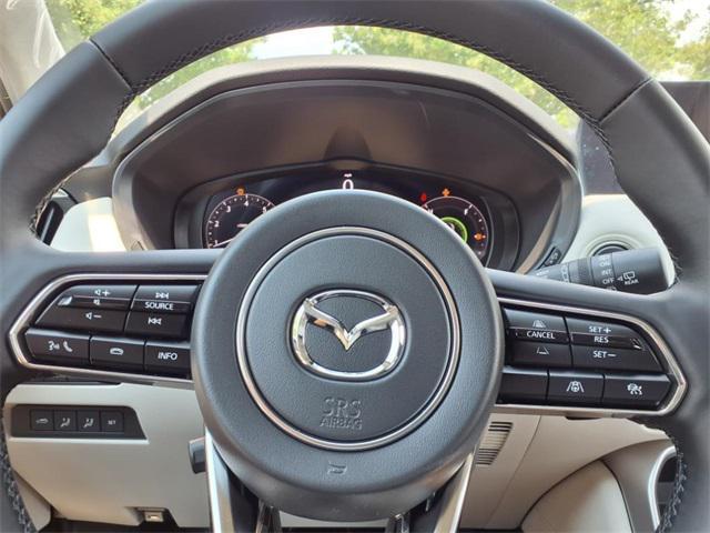 Photo of 2025 White Mazda CX-90