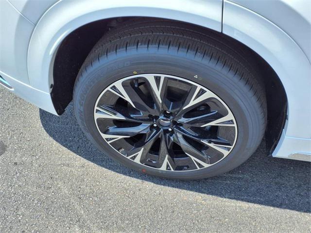 Photo of 2025 White Mazda CX-90