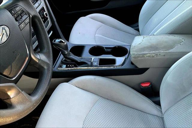 Photo of 2016 Blue Hyundai SONATA