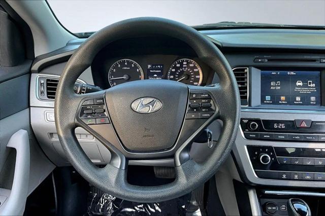 Photo of 2016 Blue Hyundai SONATA