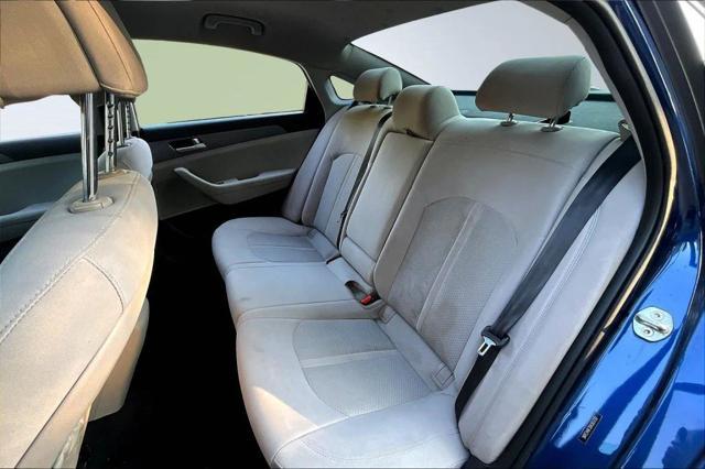 Photo of 2016 Blue Hyundai SONATA