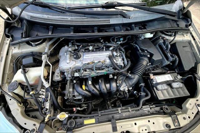 Photo of 2009 Gold Toyota Corolla