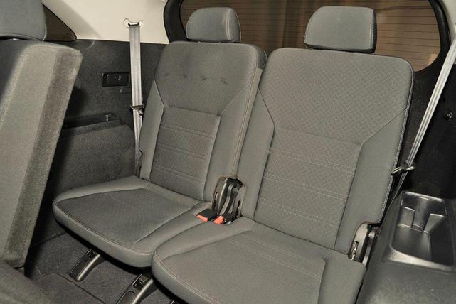 Photo of 2020 Ebony Black Kia Sorento