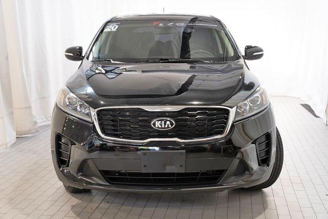 Photo of 2020 Ebony Black Kia Sorento