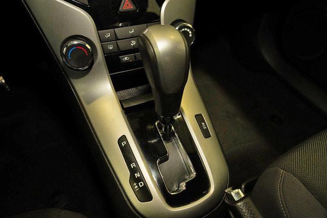 Photo of 2014 Blue Ray Metallic Chevrolet Cruze