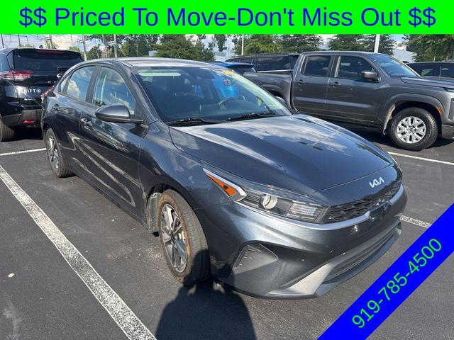 Photo of 2022 Gravity Gray Kia Forte