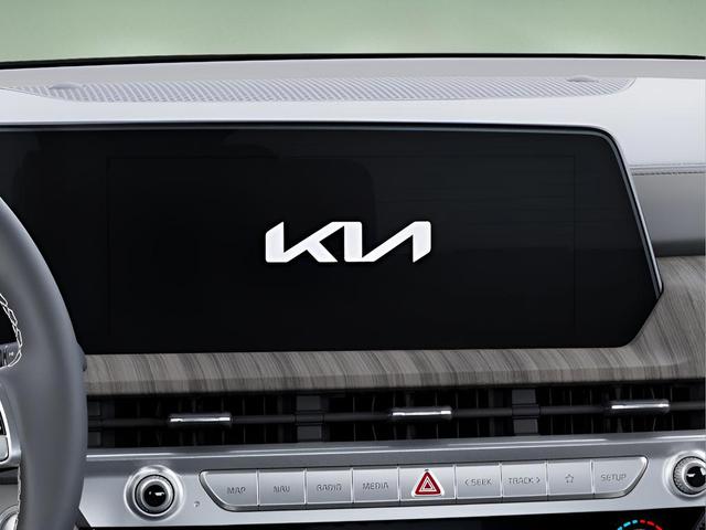Photo of 2025 Glacial White Pearl Kia Telluride