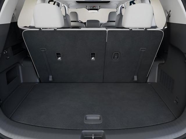 Photo of 2025 Glacial White Pearl Kia Telluride
