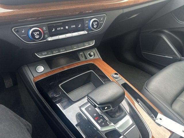 Photo of 2023 Ibis White Audi Q5