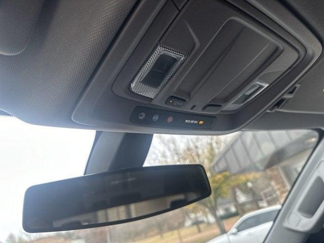 Photo of 2019 Summit White Chevrolet Silverado 1500
