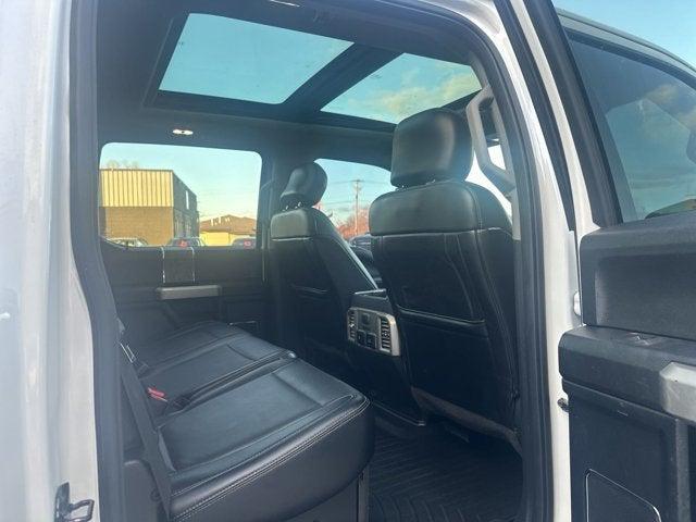 Photo of 2017 Oxford White Ford F-350