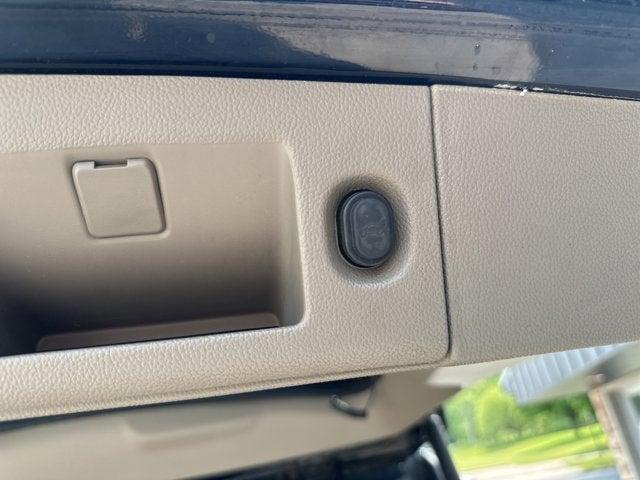 Photo of 2015 Onyx Black GMC Yukon