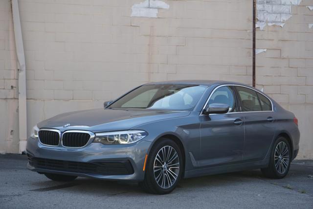 2019 BMW 530