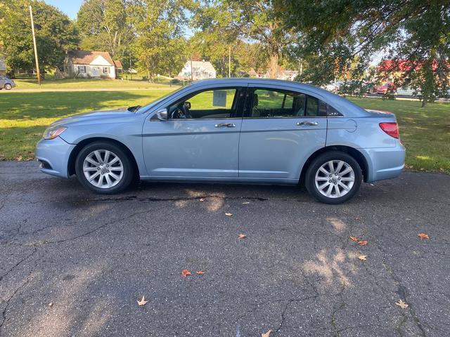 2014 Chrysler 200