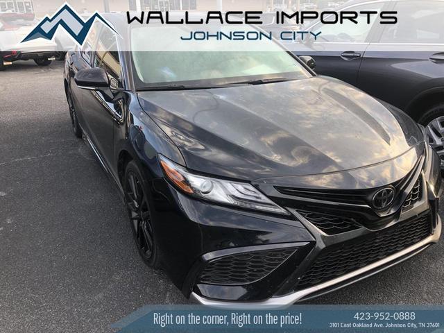 Photo of 2022 Midnight Black Metallic Toyota Camry