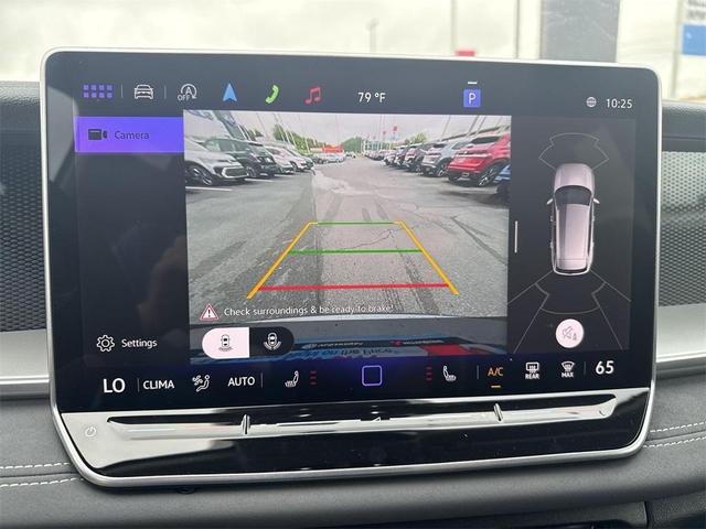 Photo of 2025 Platinum Gray Metallic Volkswagen Tiguan