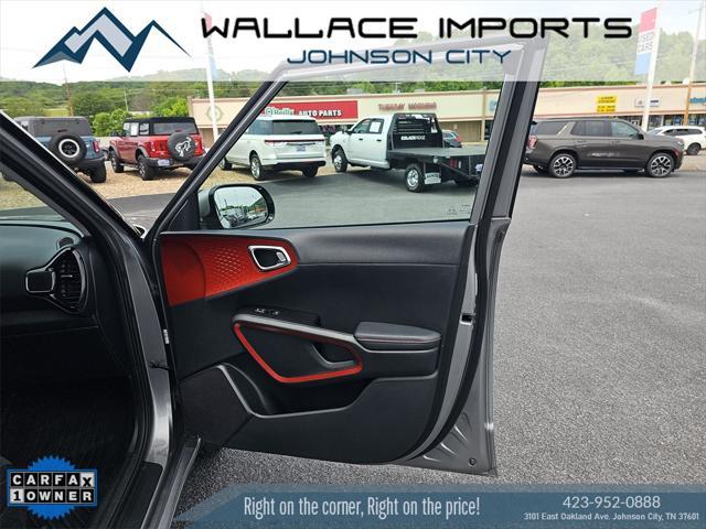 Photo of 2023 Steel Gray Kia Soul