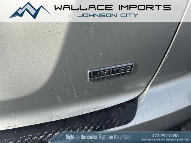 Photo of 2025 Silver Alloy Mitsubishi Eclipse Cross