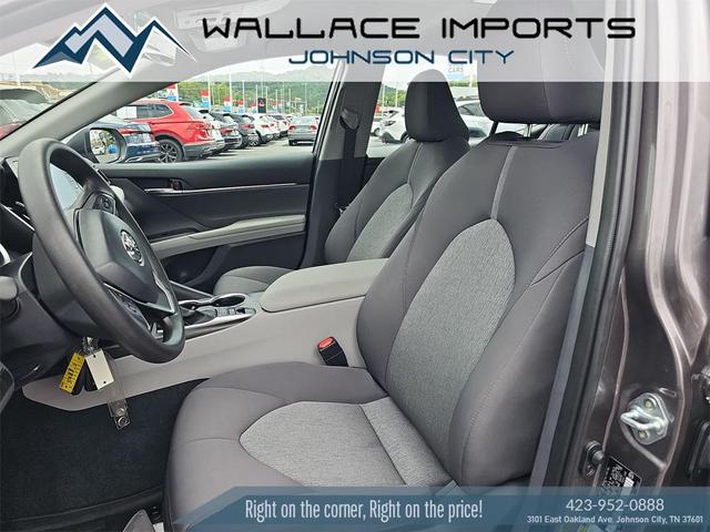 Photo of 2024 Gray Toyota Camry