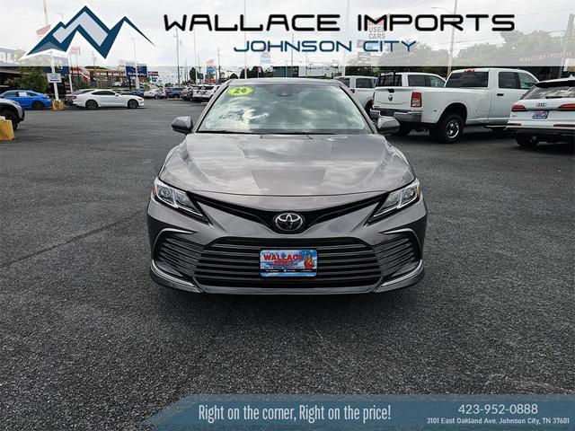Photo of 2024 Gray Toyota Camry