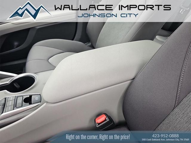 Photo of 2024 Gray Toyota Camry
