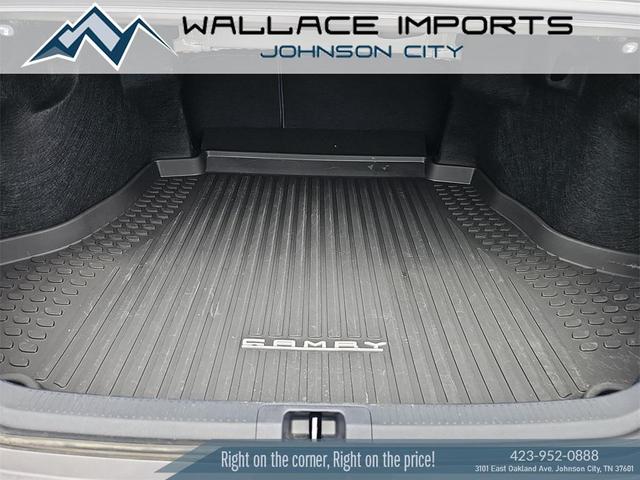 Photo of 2024 Gray Toyota Camry