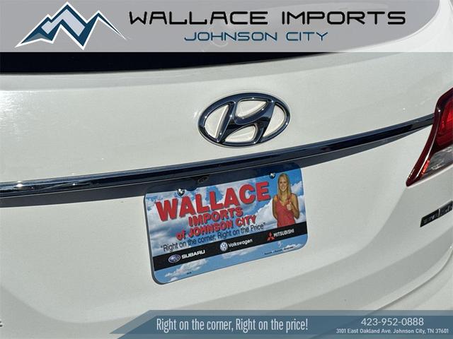 Photo of 2018 Monaco White Hyundai SANTA FE