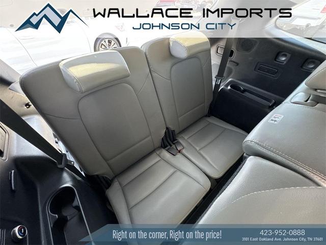 Photo of 2018 Monaco White Hyundai SANTA FE