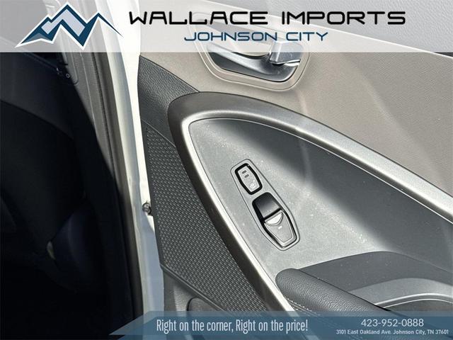 Photo of 2018 Monaco White Hyundai SANTA FE