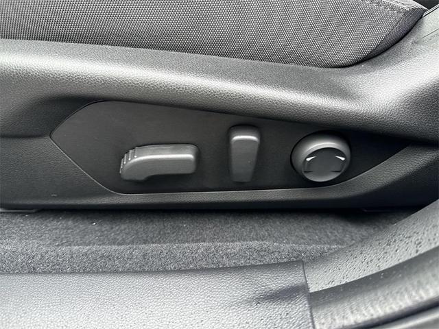 Photo of 2025 Crystal White Pearl Subaru Crosstrek