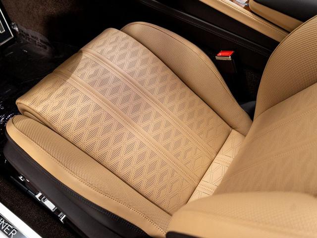 Photo of 2025 Tourmaline Green - by Mulliner Bentley Continental GT