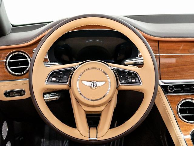 Photo of 2025 Tourmaline Green - by Mulliner Bentley Continental GT