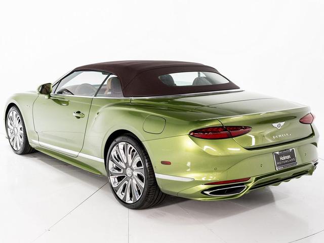 Photo of 2025 Tourmaline Green - by Mulliner Bentley Continental GT