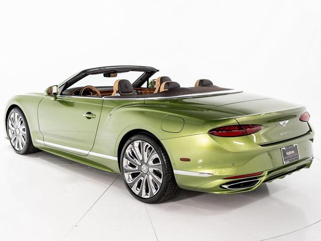Photo of 2025 Tourmaline Green - by Mulliner Bentley Continental GT