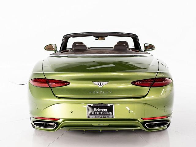 Photo of 2025 Tourmaline Green - by Mulliner Bentley Continental GT