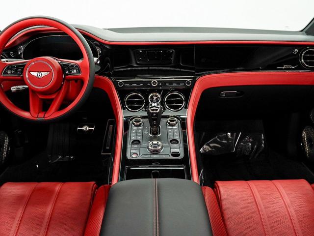 Photo of 2025 Beluga Bentley Continental GT