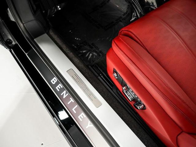 Photo of 2025 Beluga Bentley Continental GT