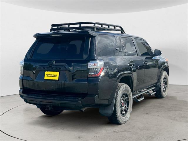Photo of 2018 Midnight Black Metallic Toyota 4Runner