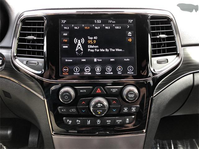 Photo of 2019 Diamond Black Crystal Pearlcoat Jeep Grand Cherokee