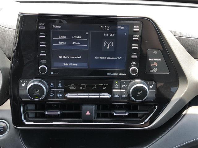 Photo of 2021 Magnetic Gray Metallic Toyota Highlander