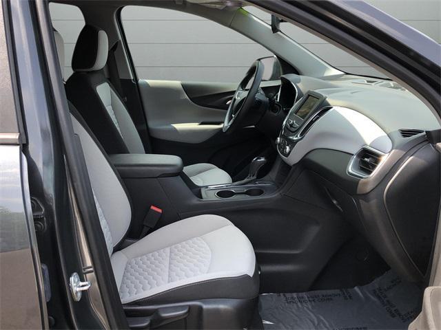 Photo of 2020 Nightfall Gray Metallic Chevrolet Equinox