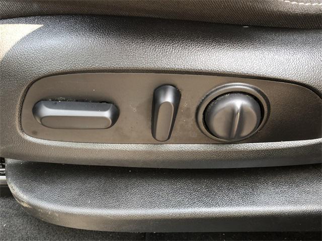 Photo of 2020 Nightfall Gray Metallic Chevrolet Equinox
