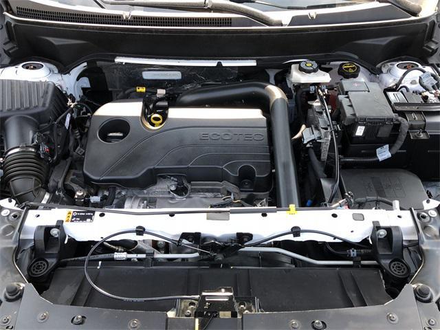Photo of 2024 Summit White GMC Terrain